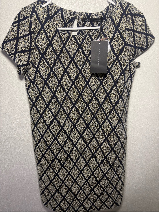 Zara Dresses & Skirts - NWT Zara Classic Black & Cream Printed Midi Sheath Dress Size XS